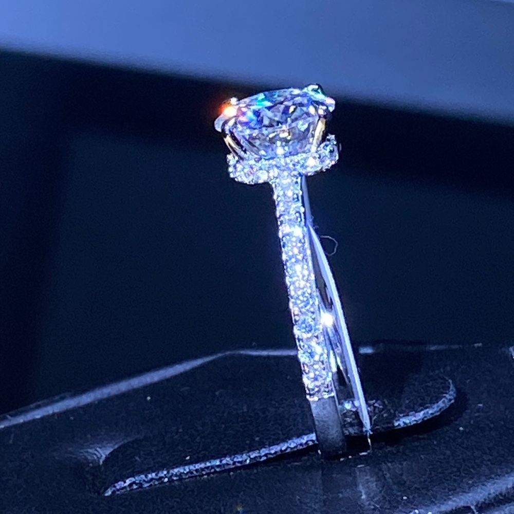 Certified 2.5 Carat Moissanite Diamond Luxury Wedding Ring NEW